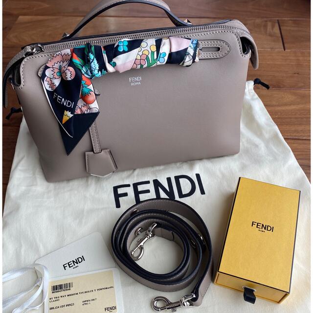 FENDI バイザウェイ マルチカラー ラッピー付きレディース