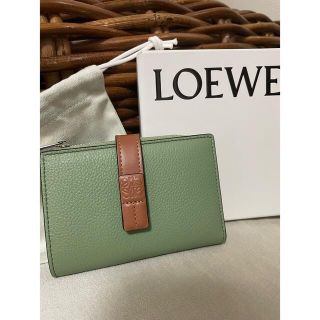 LOEWE - LOEWEロエベ♡スリムジップバイフォールドウォレット財布