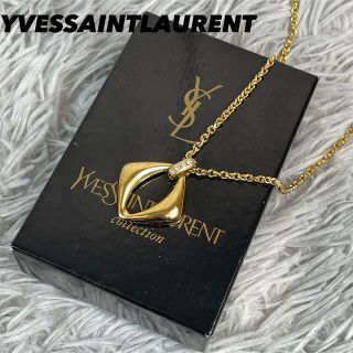 イブサンローラン(Yves Saint Laurent Beaute) ゴールド ネックレスの