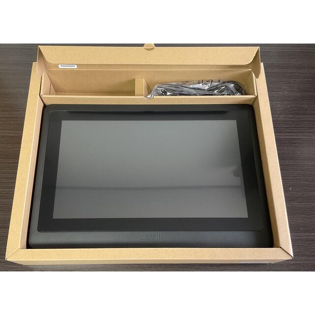 Wacom(ワコム)のWacom Cintiq 16 FHD ブラック スマホ/家電/カメラのPC/タブレット(PC周辺機器)の商品写真