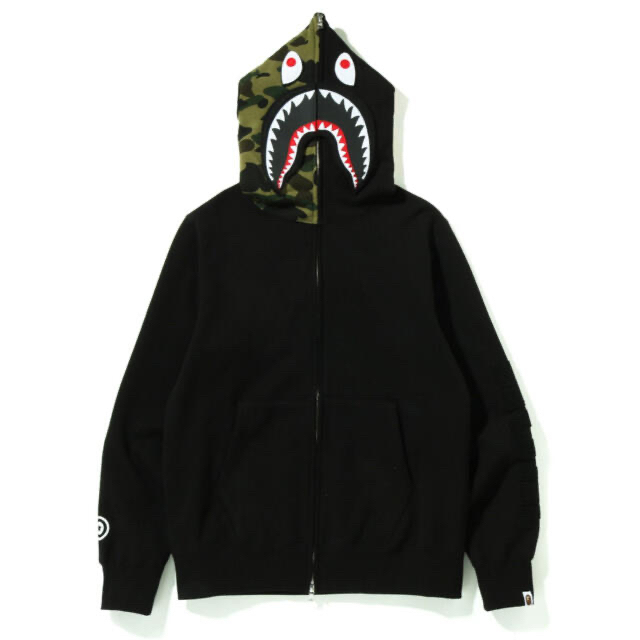 購入よろしくお願いします！bape シャークパーカー