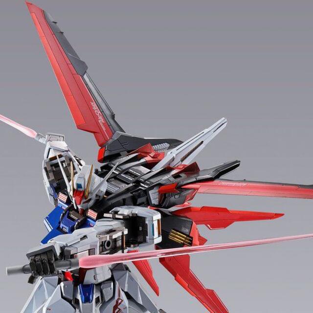 BANDAI(バンダイ)のMETAL BUILD エールストライカー  メタルビルド 10th Ver. エンタメ/ホビーのおもちゃ/ぬいぐるみ(模型/プラモデル)の商品写真