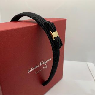 サルヴァトーレフェラガモ(Salvatore Ferragamo)のフェラガモ カチューシャ(カチューシャ)