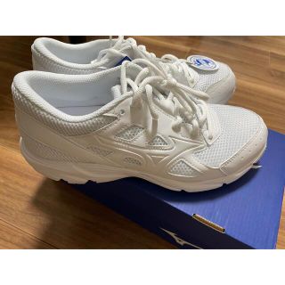 ミズノ(MIZUNO)ののぶた2628様専用タグ付き新品☆ミズノ☆マキシマイザー　スニーカー　23.5㎝(シューズ)