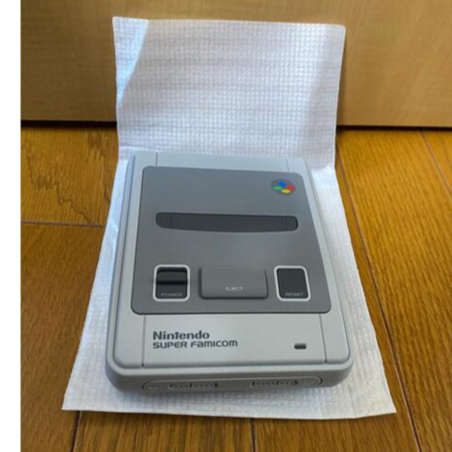 ニンテンドークラシックミニ スーパーファミコン本体と純正アダプタ付き