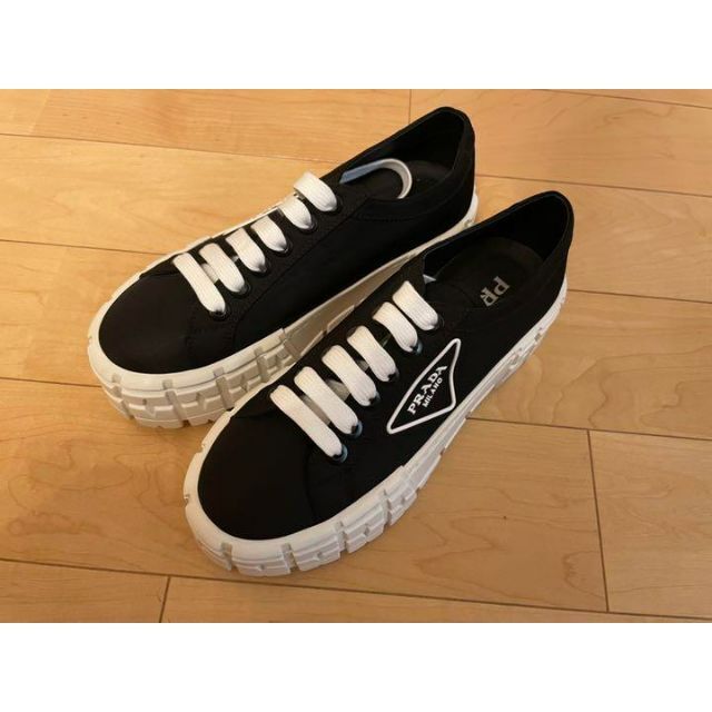 スニーカー PRADA 37 PRADA の通販 by リュンヌ|プラダならラクマ