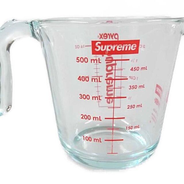 Supreme(シュプリーム)のシュプリーム メジャリングカップ ガラス インテリア/住まい/日用品のキッチン/食器(グラス/カップ)の商品写真