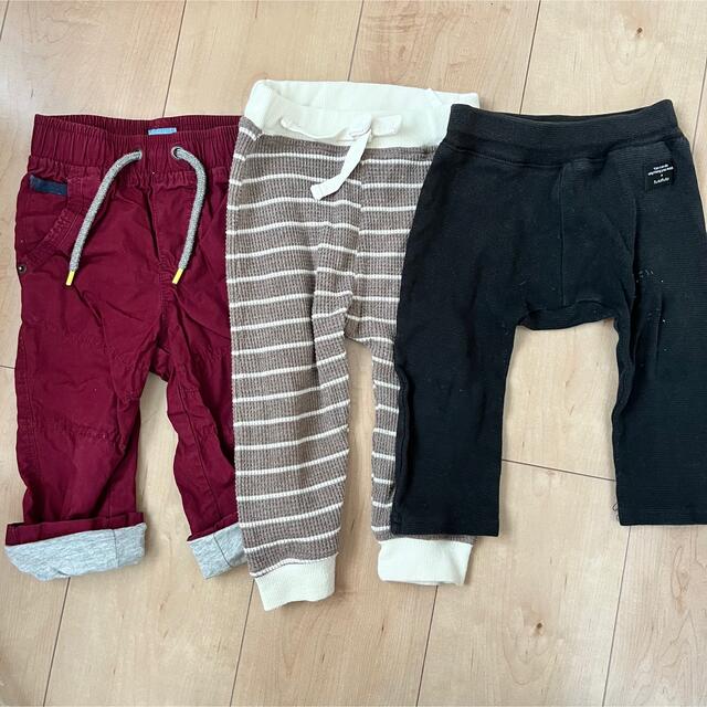 babyGAP(ベビーギャップ)の80サイズ ズボン3枚セット キッズ/ベビー/マタニティのベビー服(~85cm)(パンツ)の商品写真