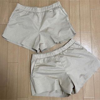 ユニクロ(UNIQLO)のユニクロ　ショートパンツM 2枚セット(ショートパンツ)