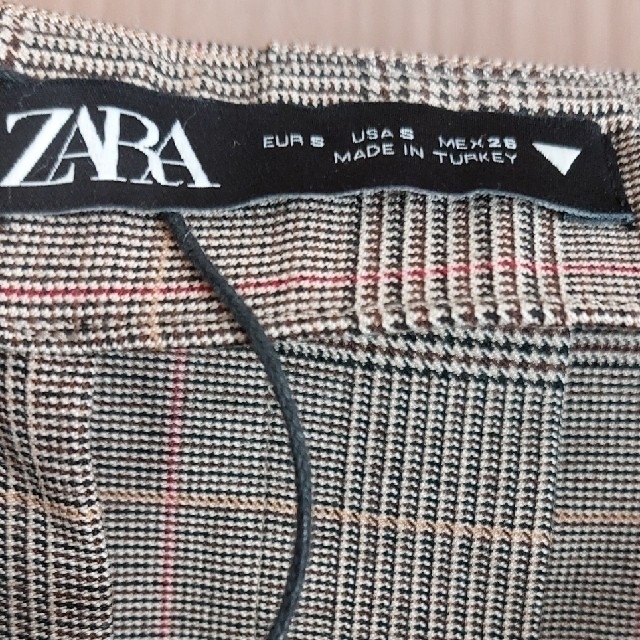 ZARA(ザラ)の最終 S 150 160　新品同様　ZARA　ストレッチ　スカート　M レディースのスカート(ミニスカート)の商品写真