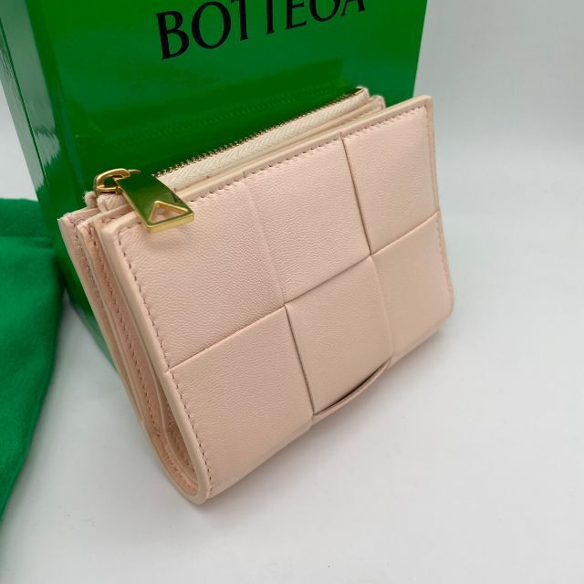 BOTTEGA VENETA* 二つ折りウォレット