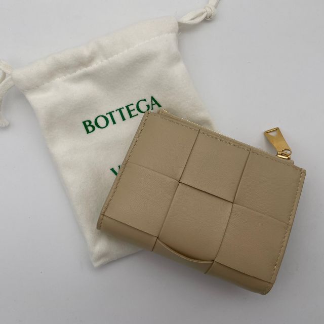 BOTTEGA VENETA* 二つ折りウォレット