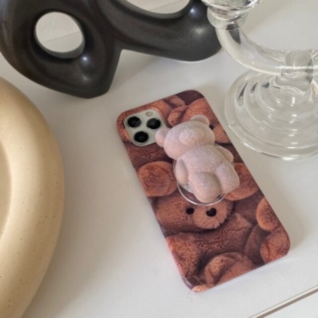 クマちゃん🐻スマホグリップ スマホ/家電/カメラのスマホアクセサリー(その他)の商品写真