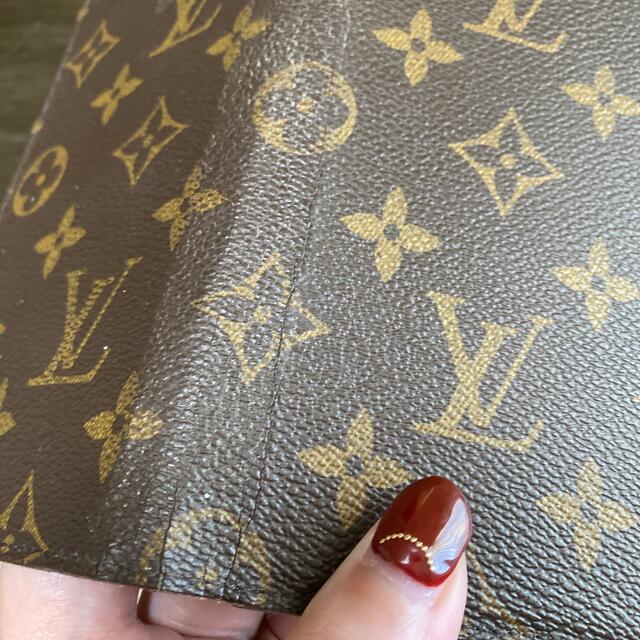 LOUIS VUITTON(ルイヴィトン)のVUITTON iPhone8plusカバー中古💓 スマホ/家電/カメラのスマホアクセサリー(iPhoneケース)の商品写真