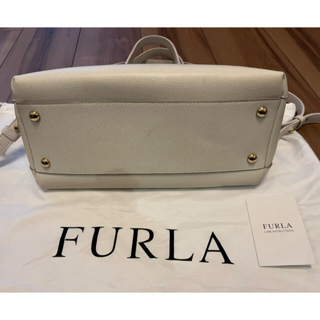 美品 フルラ FURLA ハンドバッグ パイパー レザー 01-21112936