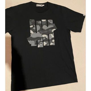 アベイシングエイプ(A BATHING APE)のA BATHING APE ×UNDEFEATED T-SHIRT BLACK(Tシャツ/カットソー(半袖/袖なし))