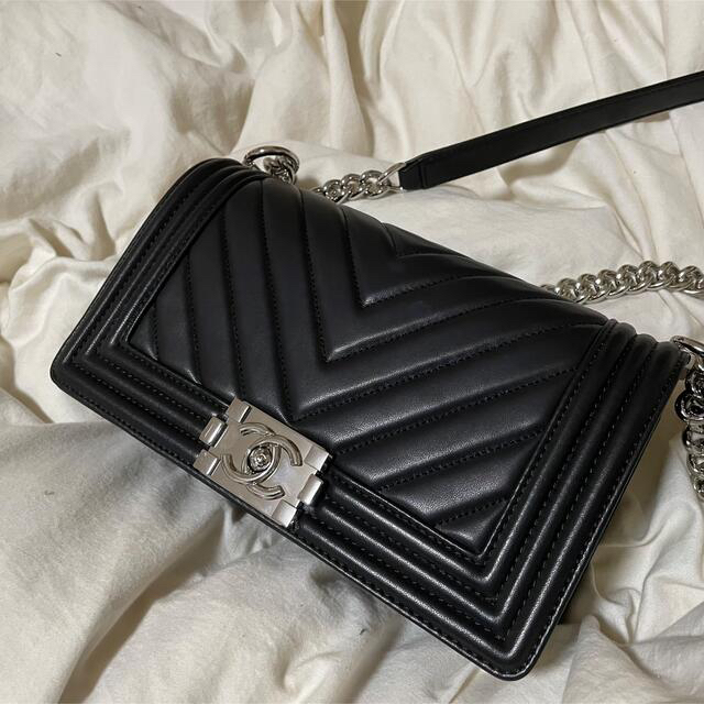 Boy CHANEL ボーイシャネル ミディアム チェーンショルダーバッグ 1