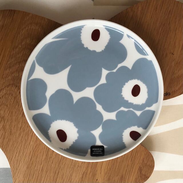 marimekko(マリメッコ)のkoko様専用 新品 5点  ウニッコ プレート2枚 マグカップ3個 インテリア/住まい/日用品のキッチン/食器(食器)の商品写真