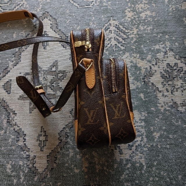 LOUIS VUITTON(ルイヴィトン)の★マサソーママ様専用Vintage Louisvuitton ヴィトン アマゾン レディースのバッグ(ショルダーバッグ)の商品写真