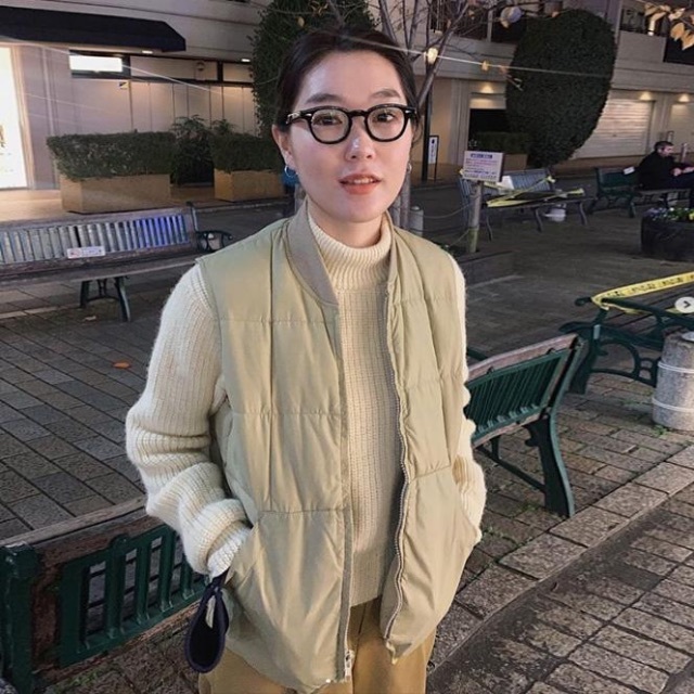 柴田ひかり エディーバウアー ジョウンド ダウンベスト ベージュ-
