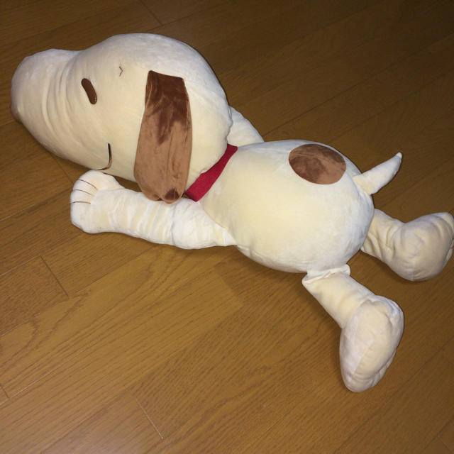 新品 Snoopy ギガジャンボもちもち生地寝そべりぬいぐるみの通販 By Tmn S Shop ラクマ 新品 Snoopy ギガジャンボもちもち生地寝そべりぬいぐるみの通販 By Tmn S Shop ラクマ