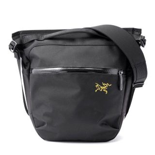 アークテリクス ショルダーバッグ ARRO 8 SHOULDER BAG 240(ショルダーバッグ)