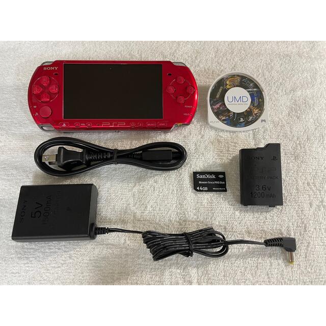 PlayStation Portable(プレイステーションポータブル)の良品　PSP-3000  ラディアントレッド エンタメ/ホビーのゲームソフト/ゲーム機本体(携帯用ゲーム機本体)の商品写真