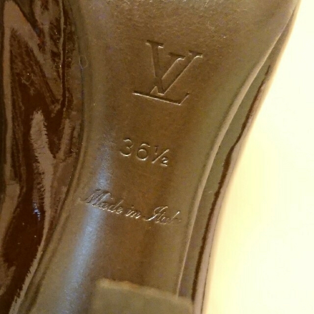 LOUIS VUITTON(ルイヴィトン)のルイヴィトン LOUIS VUITTON パドロック パンプス レディースの靴/シューズ(ハイヒール/パンプス)の商品写真