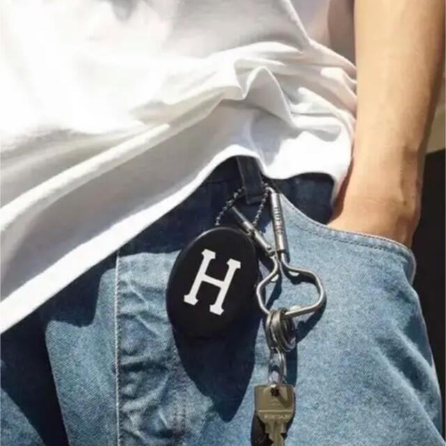 HUF(ハフ)のHUFカラビナ　シルバー BOTTLE OPENER CARABINERレア‼️ メンズのファッション小物(キーホルダー)の商品写真