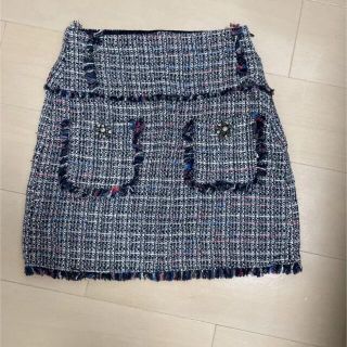 ザラ(ZARA)のZARA ツイード　ビジュ付き　ミニスカート(ミニスカート)