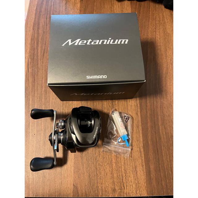 SHIMANO 20メタニウム 右巻き 大人も着やすいシンプルファッション 13735円 previntec.com