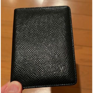 ルイヴィトン(LOUIS VUITTON)の【美品】ルイヴィトン タイガ 二つ折りパスケース　名刺入れ(名刺入れ/定期入れ)