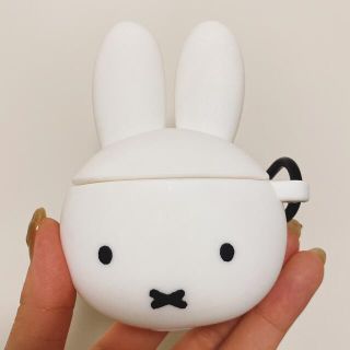 ヘザー(heather)の【ミッフィー】AirPods ケース🐰(キャラクターグッズ)