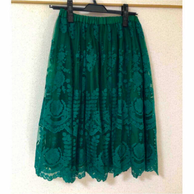 URBAN RESEARCH(アーバンリサーチ)のUrban Research＊　グリーンレーススカート レディースのスカート(ひざ丈スカート)の商品写真