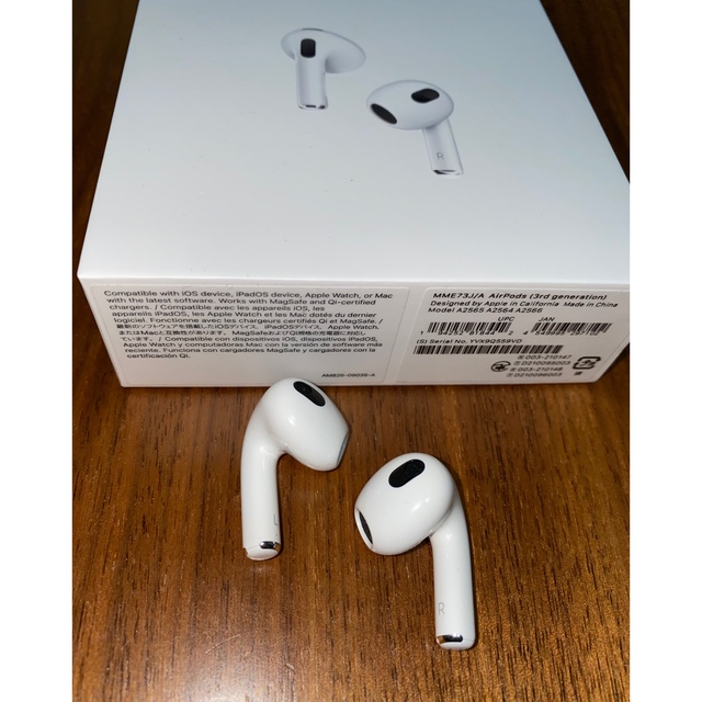 【日本未発売】 Apple - AirPods 3 ヘッドフォン/イヤフォン