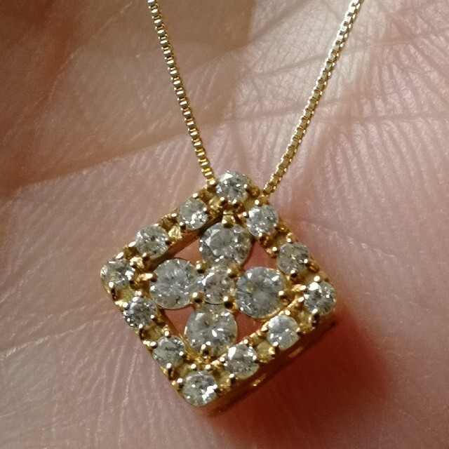 K18ダイヤモンドネックレス レディースのアクセサリー(ネックレス)の商品写真