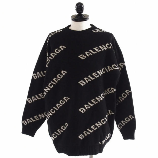 Balenciaga(バレンシアガ)のBALENCIAGA黒ニット レディースのトップス(ニット/セーター)の商品写真