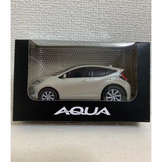 トヨタ(トヨタ)の【非売品】トヨタ　新型AQUA  プルバックカー　ミニカー(ミニカー)