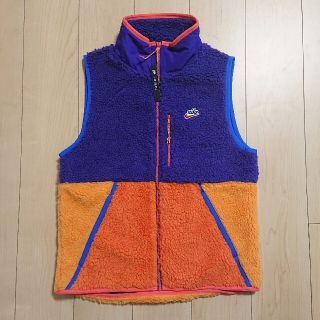 ナイキ(NIKE)のM 新品 NIKE ナイキ ボア ベスト ウィンターベスト レトロ オレンジ(ベスト)