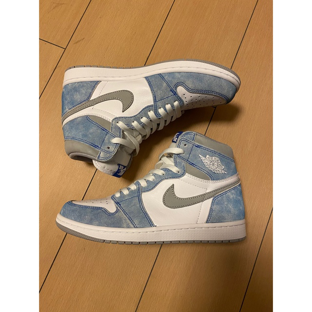 NIKE(ナイキ)のAIR JORDAN 1 RETRO HIGH OG HYPER ROYAL メンズの靴/シューズ(スニーカー)の商品写真