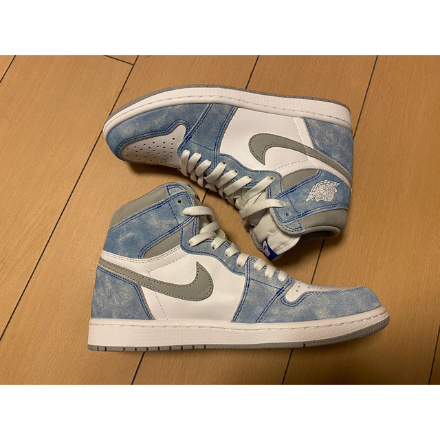 NIKE(ナイキ)のAIR JORDAN 1 RETRO HIGH OG HYPER ROYAL メンズの靴/シューズ(スニーカー)の商品写真