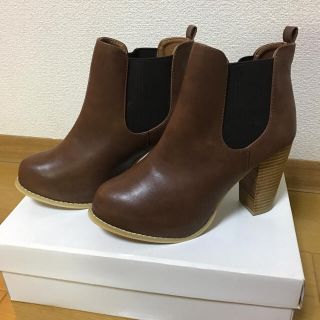 ローリーズファーム(LOWRYS FARM)の【美品】ローリーズファームブーツ(ブーツ)