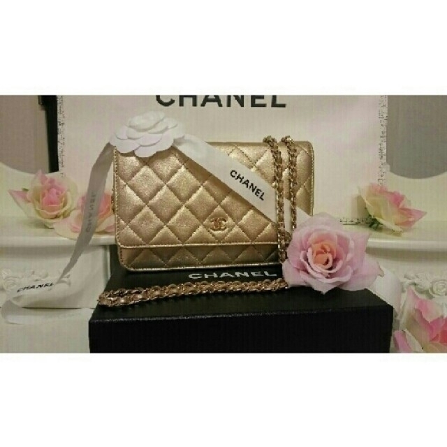 春先取りの CHANEL - CHANELマトラッセGOLDチェーンウォレット正規店ご