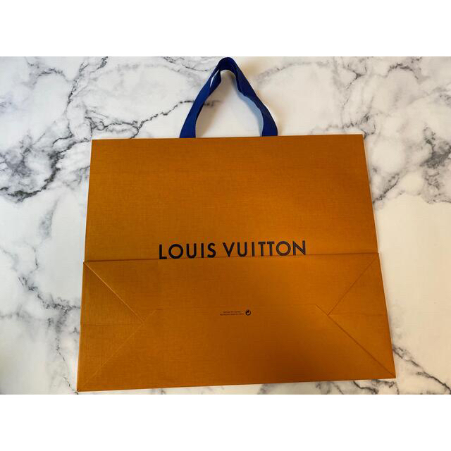 LOUIS VUITTON(ルイヴィトン)の鯖様専用/LOUIS VUITTON紙袋4点 レディースのバッグ(ショップ袋)の商品写真