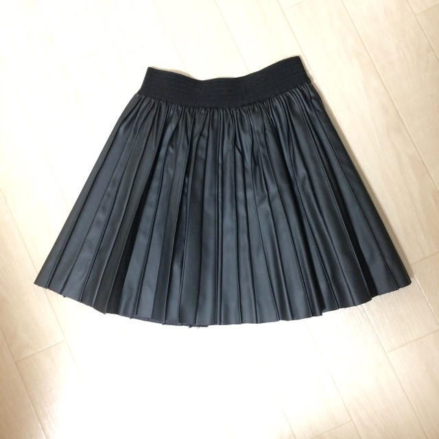 MURUA(ムルーア)のMURUA♡レザープリーツスカート レディースのスカート(ミニスカート)の商品写真