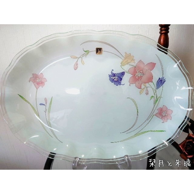 新品未使用　楕円 皿　大皿 花柄 オーバル皿　FANCY GLASS プレート皿 インテリア/住まい/日用品のキッチン/食器(食器)の商品写真