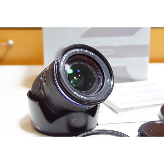 オリンパス　Zuiko 12-54mm f2.8-3.5Ⅱ（通称：竹レンズ） スマホ/家電/カメラのカメラ(レンズ(ズーム))の商品写真