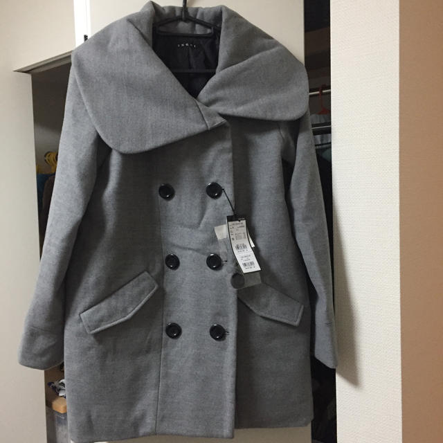 INGNI(イング)のMIKI様専用 INGNI コート レディースのジャケット/アウター(ピーコート)の商品写真
