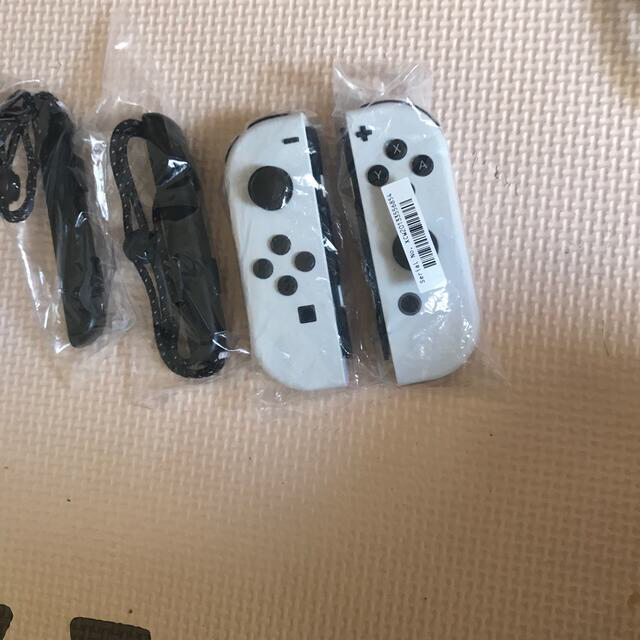 Nintendo Switchジョイコンですホワイトです