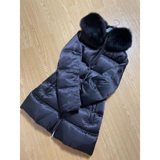 PRADA(ライン ・ ダウンコート)のフリマアイテム一覧 PRADA(ライン ・ ダウンコート)のフリマアイテム一覧